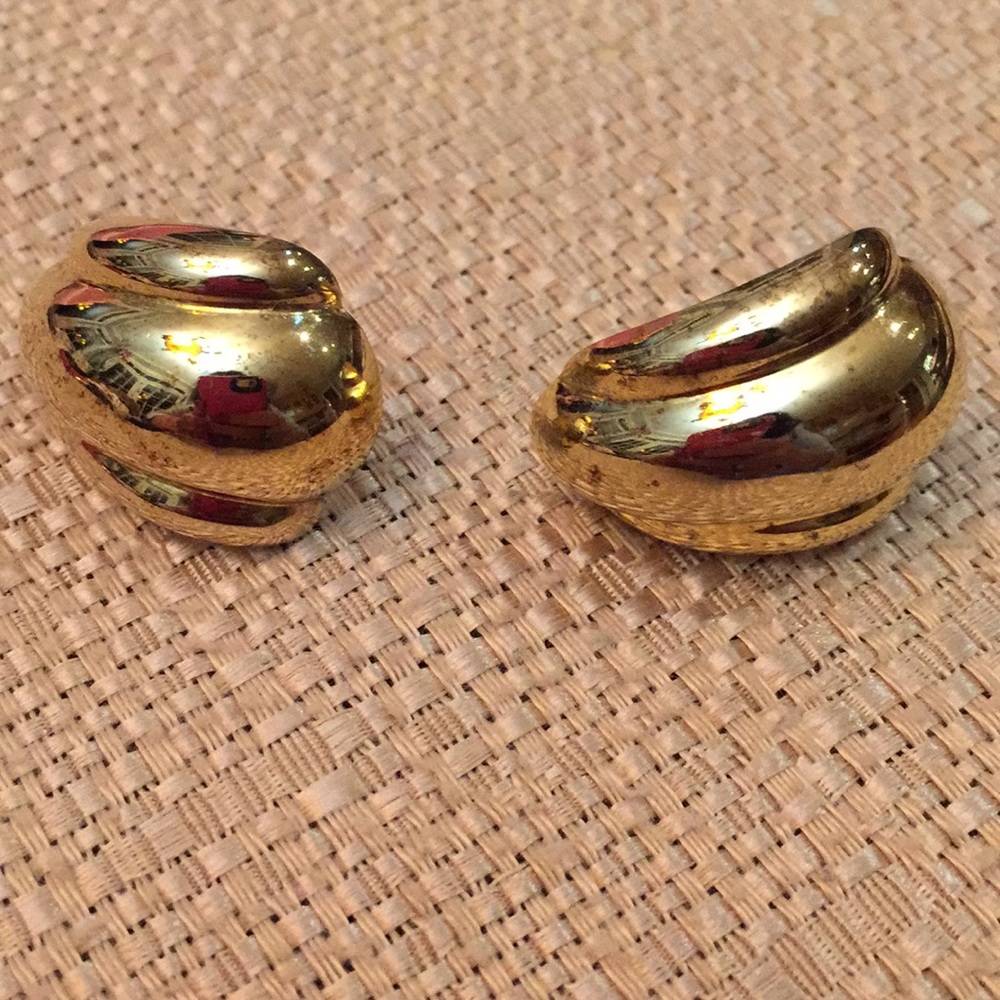 925 Silver Timeless Rounded Stud Earrings - image 2